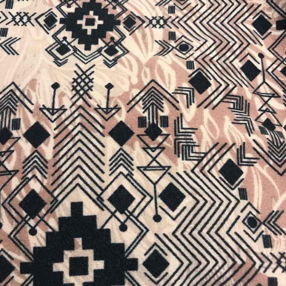 EUC LULAROE LEGGINGS